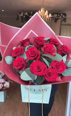 Deluxe Rose Bouquets
